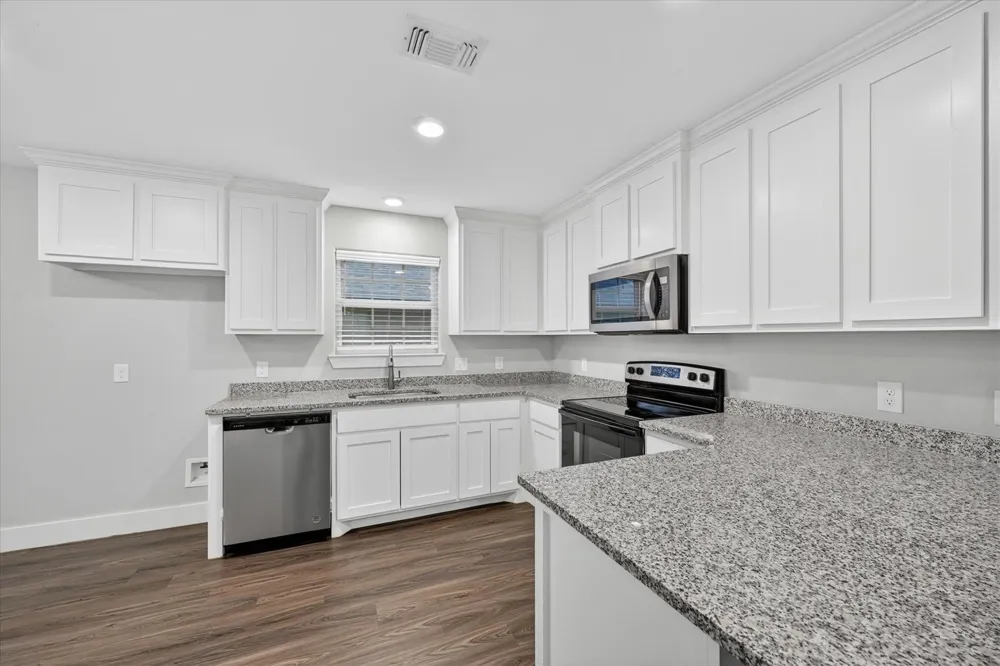 1032 Ray Drive Denison, TX 75020