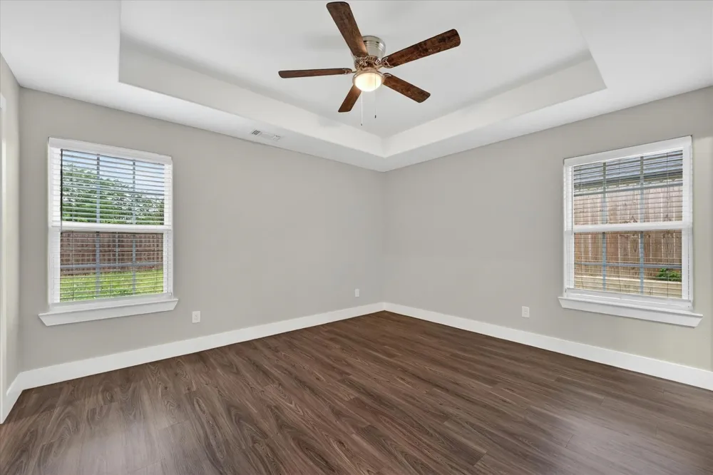 1032 Ray Drive Denison, TX 75020