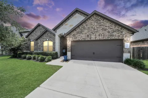 2539 Ravenna Court