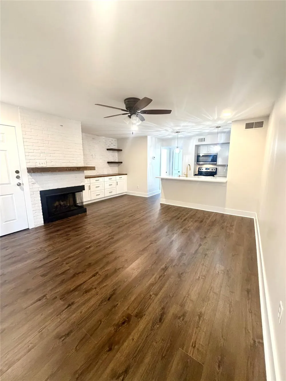 18617 Egret Bay Boulevard #504 Webster, TX 77058