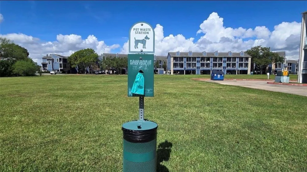 18617 Egret Bay Boulevard #504 Webster, TX 77058