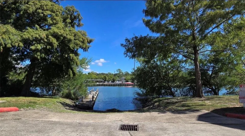 18617 Egret Bay Boulevard #504 Webster, TX 77058