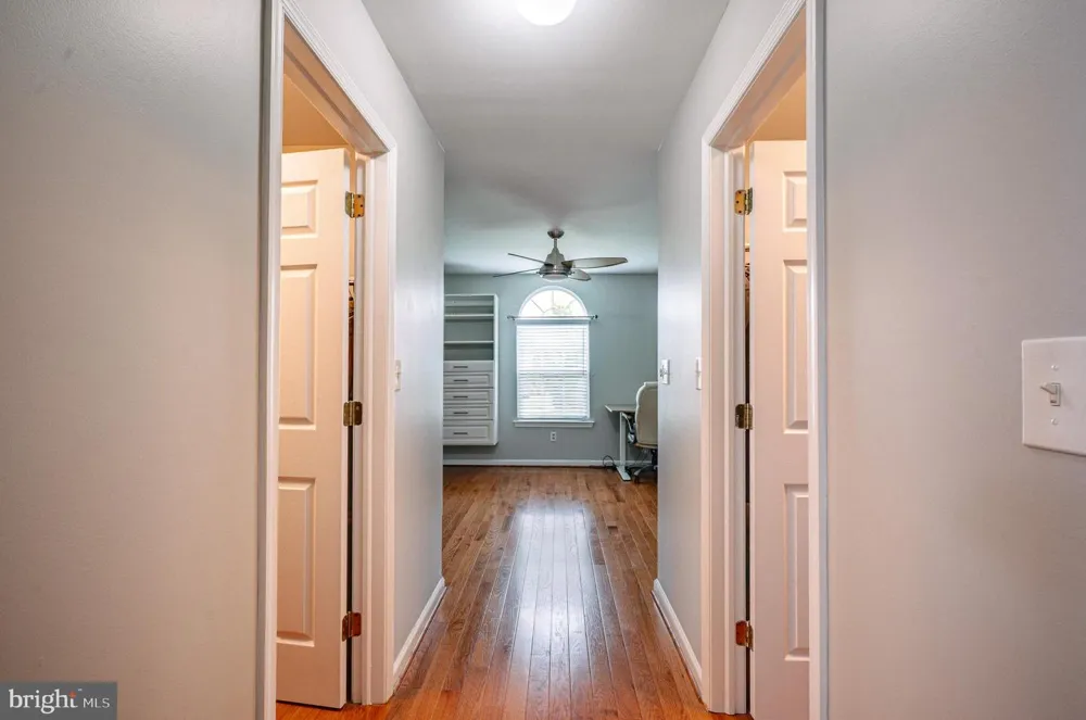 2295 LEIGH DRIVE Easton, PA 18040