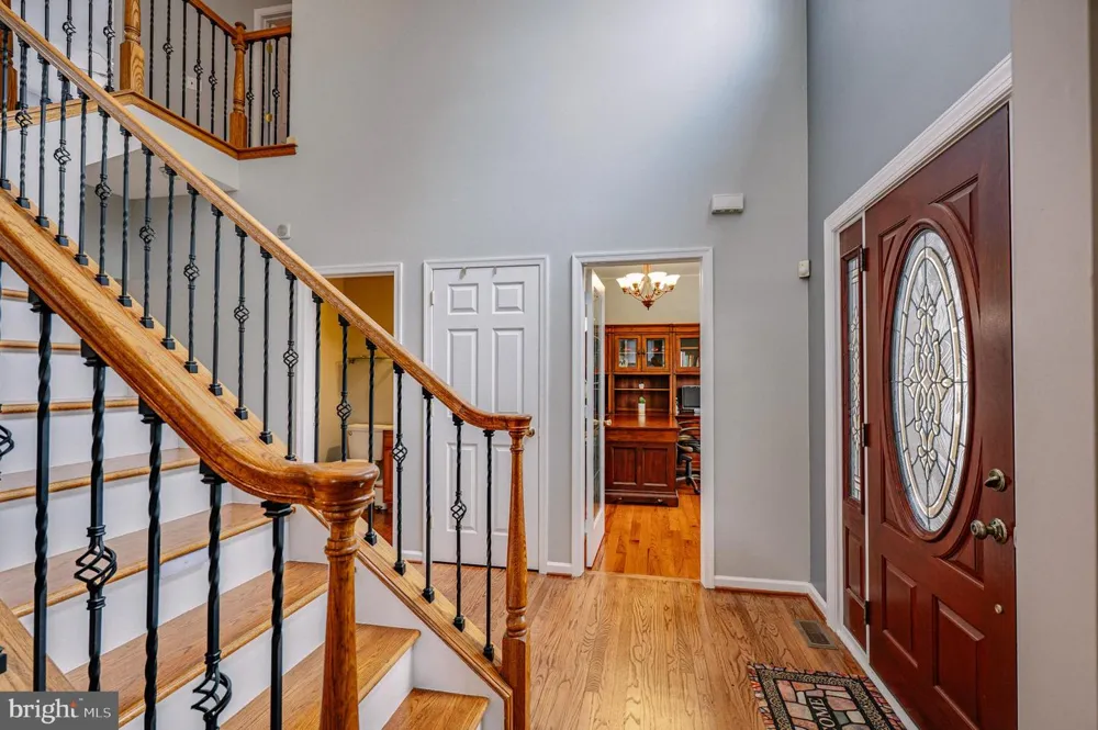 2295 LEIGH DRIVE Easton, PA 18040
