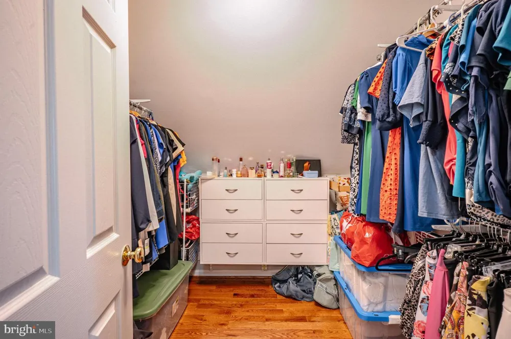 2295 LEIGH DRIVE Easton, PA 18040