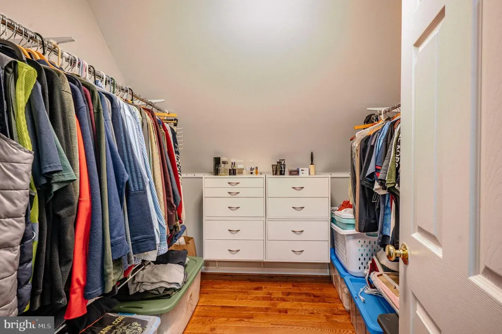 2295 LEIGH DRIVE Easton, PA 18040