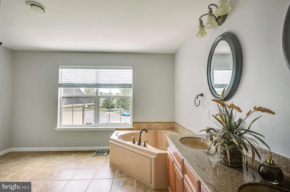 2295 LEIGH DRIVE Easton, PA 18040
