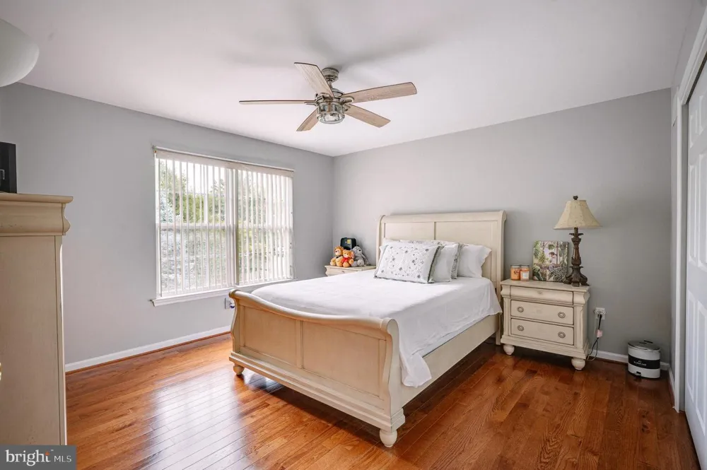 2295 LEIGH DRIVE Easton, PA 18040