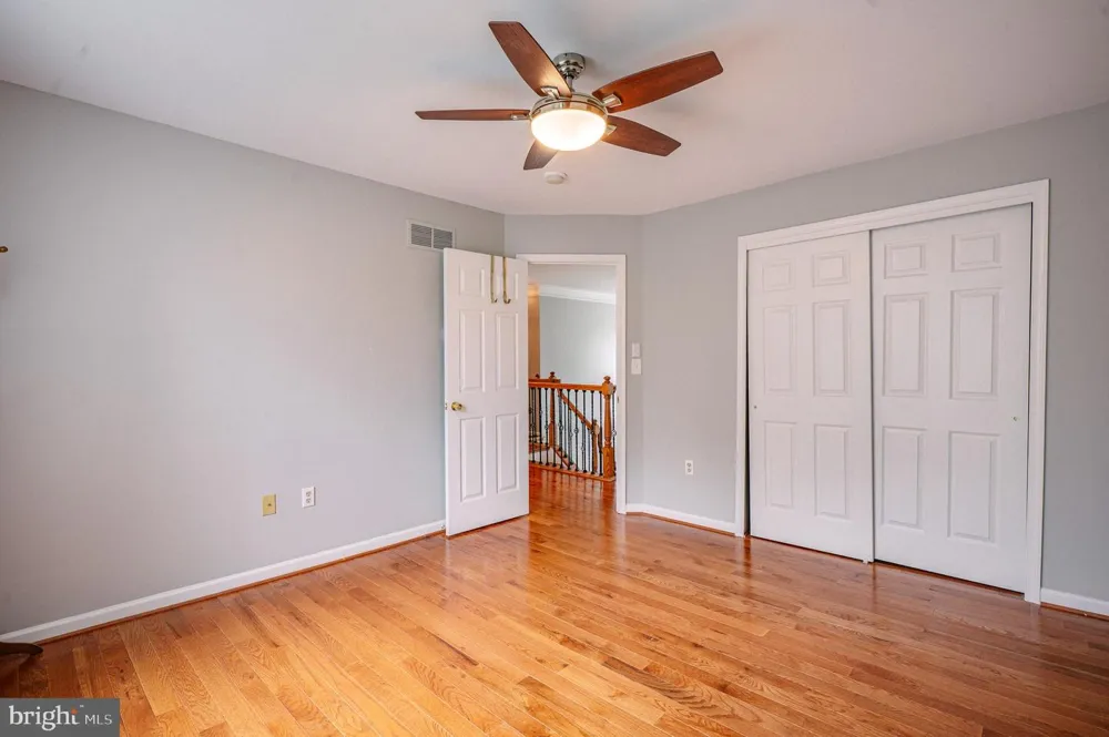 2295 LEIGH DRIVE Easton, PA 18040