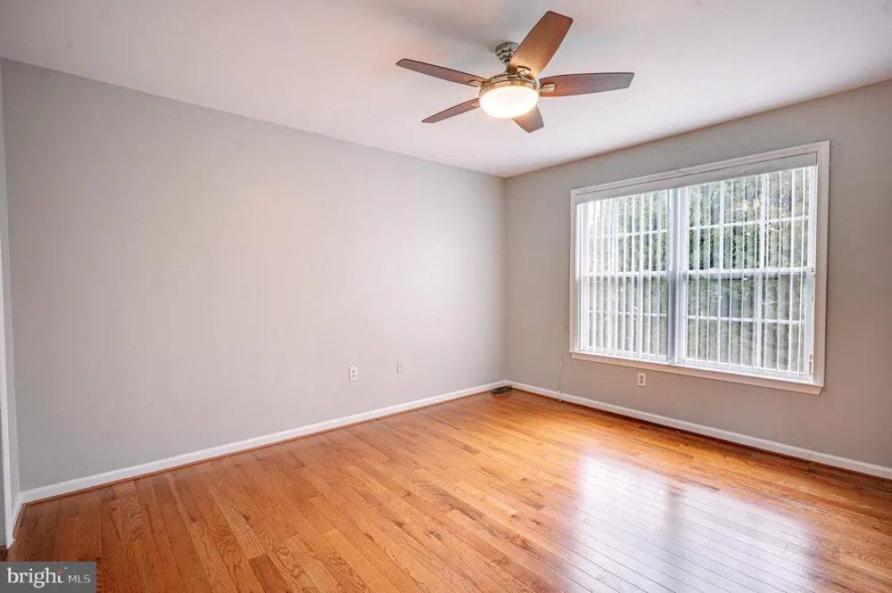 2295 LEIGH DRIVE Easton, PA 18040