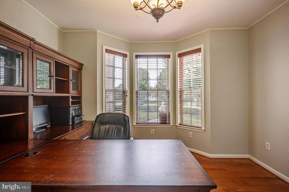 2295 LEIGH DRIVE Easton, PA 18040