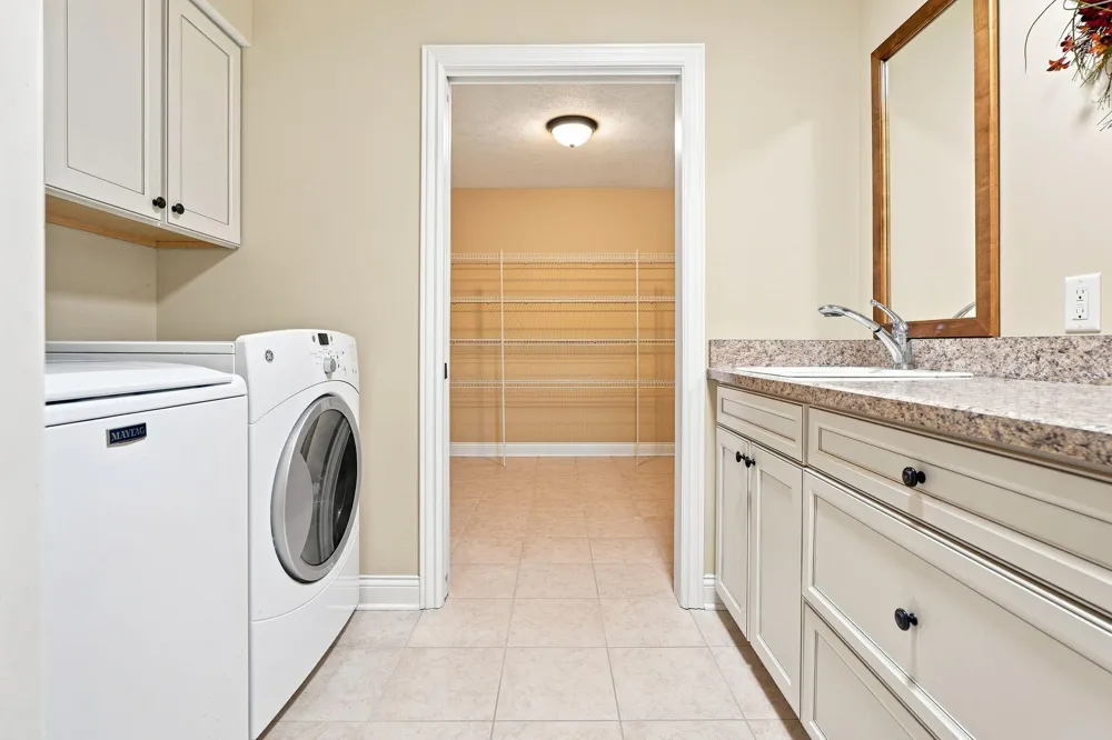 1073 Bridge Crest SE Ada, MI 49301