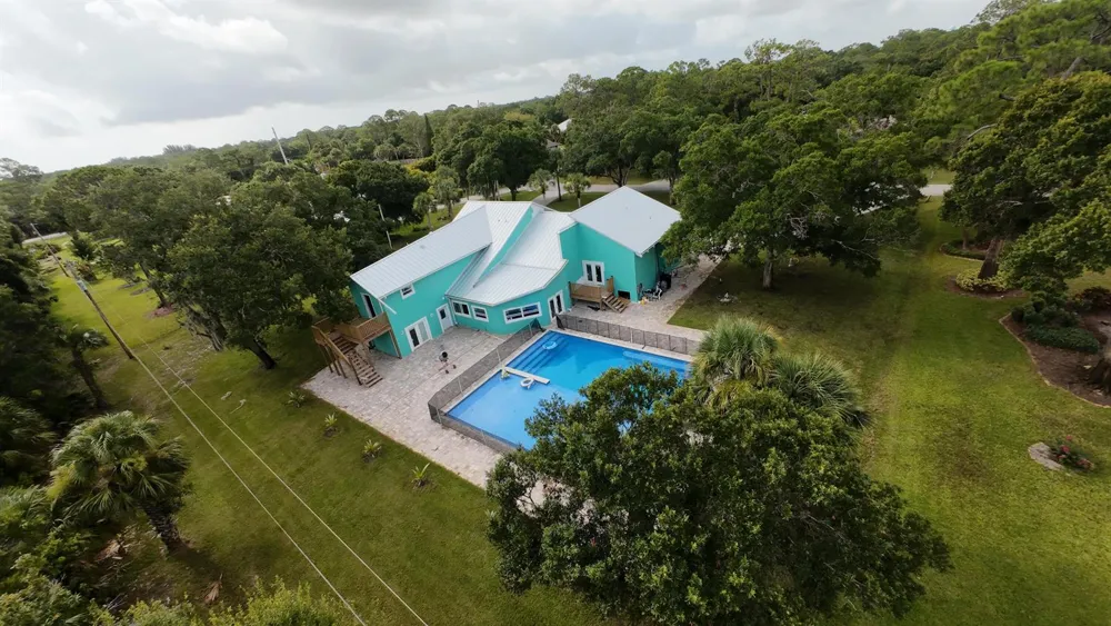 5850 34th Lane Vero Beach, FL 32966