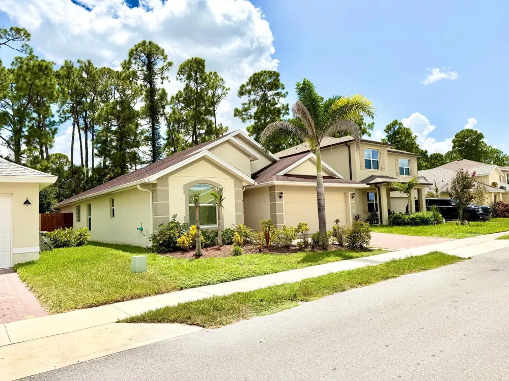 9553 SEA SPRAY DRIVE Fort Pierce, FL 34945