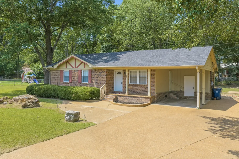 71 Tracy St Bells, TN 38006