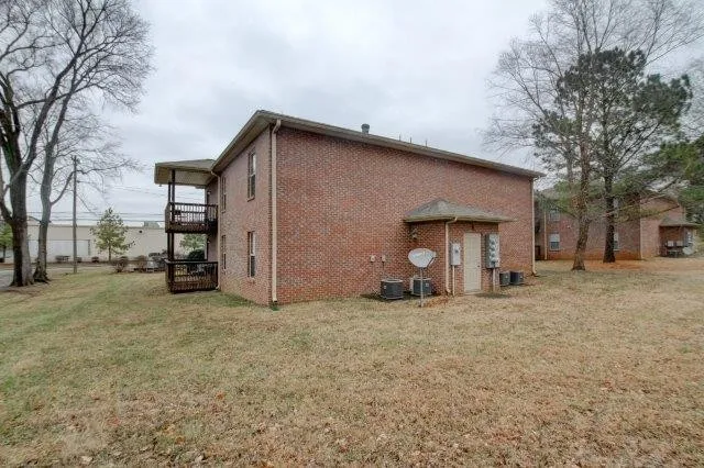 1640 Golf Club Lane #C Clarksville, TN 37043