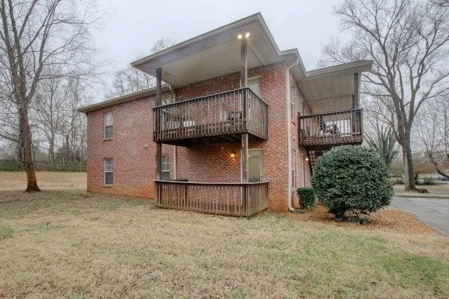 1640 Golf Club Lane #C Clarksville, TN 37043