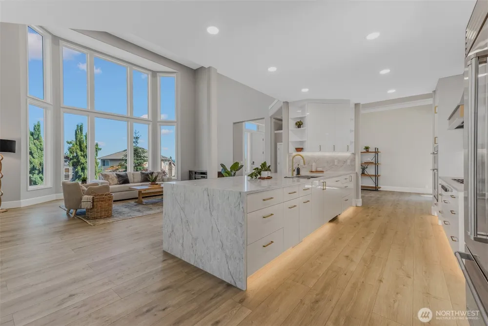 2222 NW Iris Court Camas, WA 98607