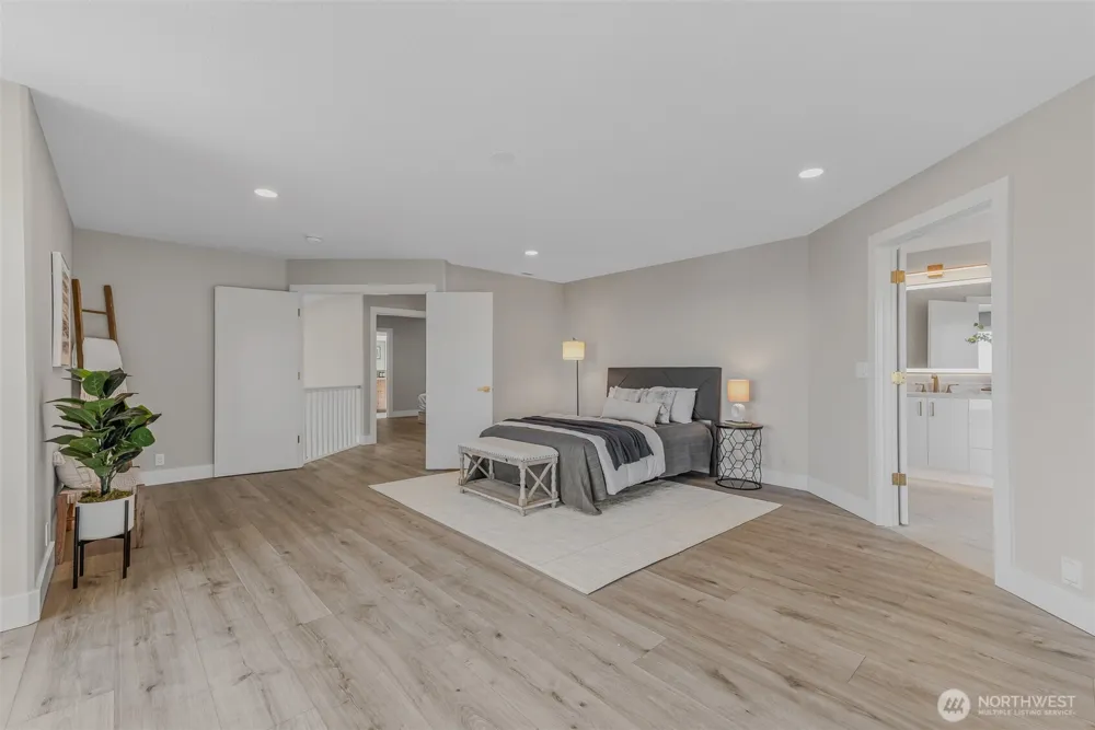 2222 NW Iris Court Camas, WA 98607