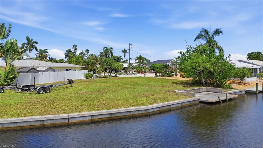 12100 Moon Shell Drive Matlacha Isles, FL 33991