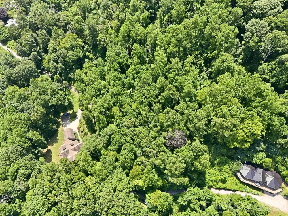 28 Mountain Breeze Trail Asheville, NC 28803