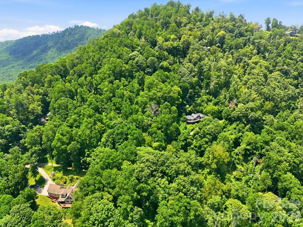 28 Mountain Breeze Trail Asheville, NC 28803