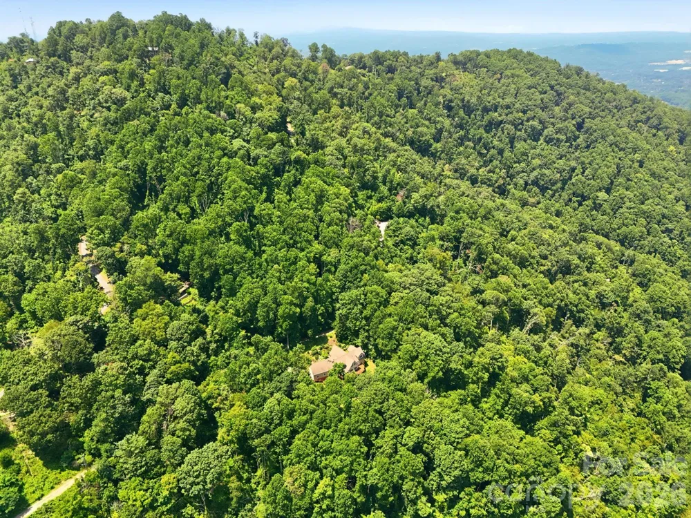 28 Mountain Breeze Trail Asheville, NC 28803
