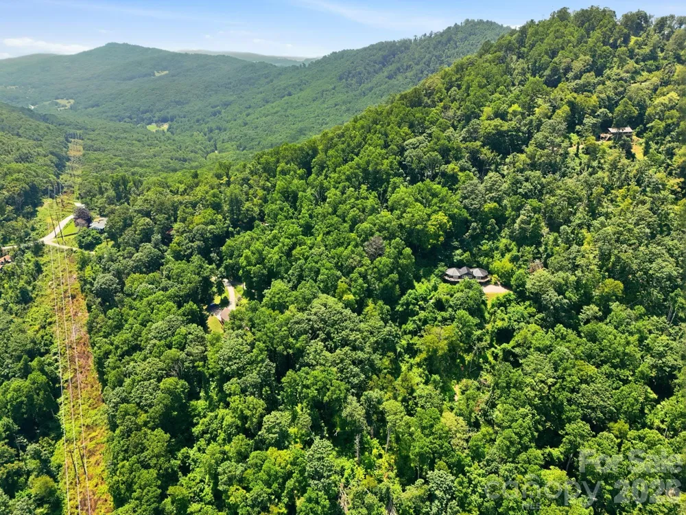 28 Mountain Breeze Trail Asheville, NC 28803