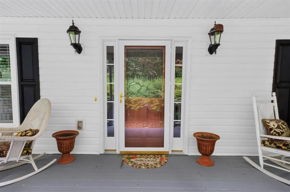 654 Oaklands Drive Talking Rock, GA 30175
