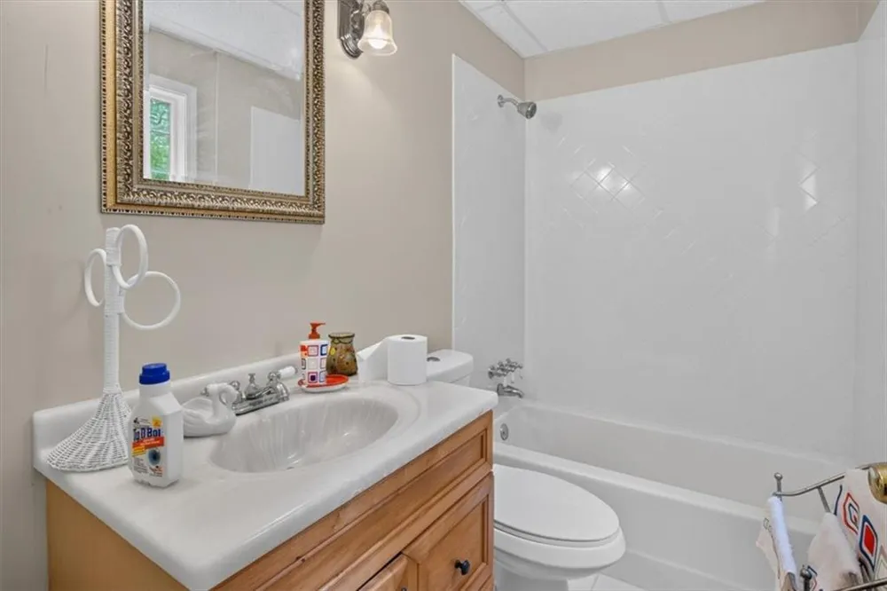 654 Oaklands Drive Talking Rock, GA 30175