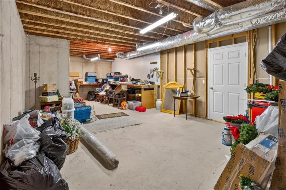 654 Oaklands Drive Talking Rock, GA 30175