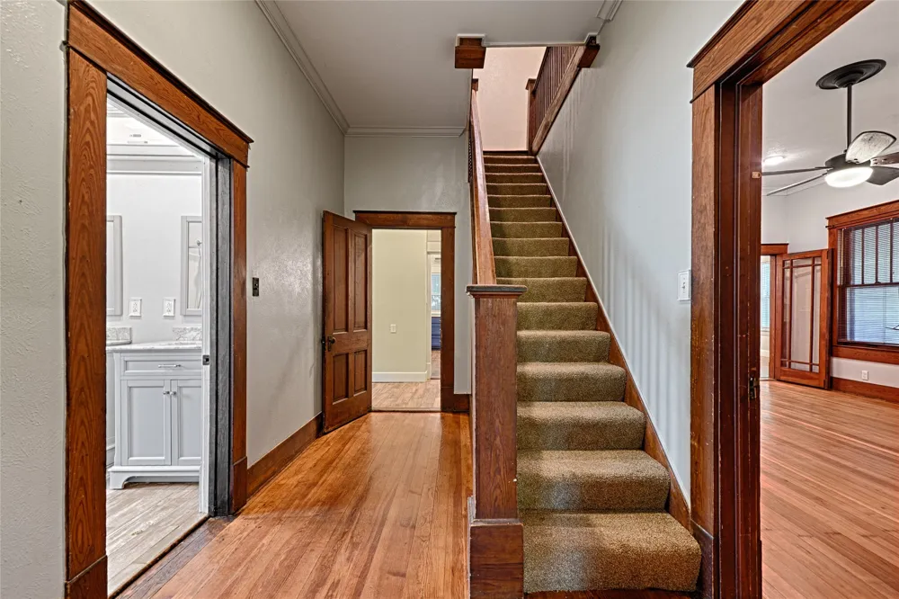 309 W Walnut Street Whitewright, TX 75491