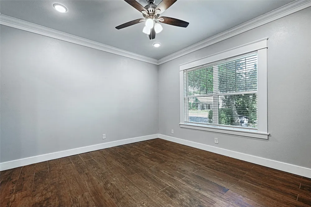 309 W Walnut Street Whitewright, TX 75491
