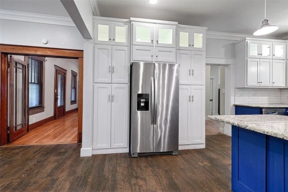 309 W Walnut Street Whitewright, TX 75491