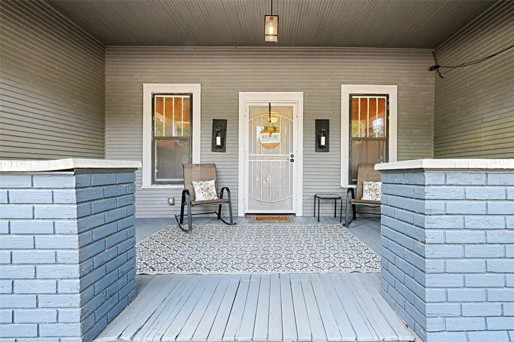 309 W Walnut Street Whitewright, TX 75491