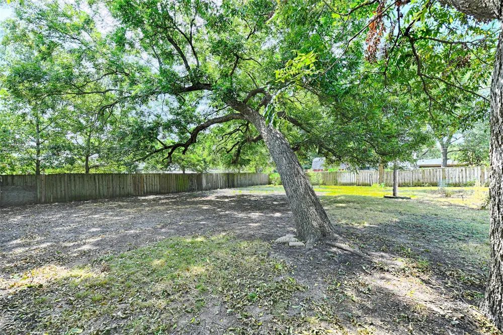 309 W Walnut Street Whitewright, TX 75491