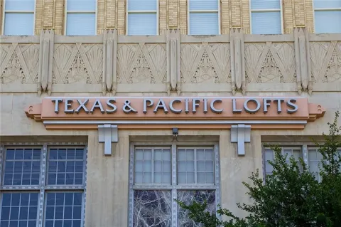 221 W Lancaster Avenue #3006