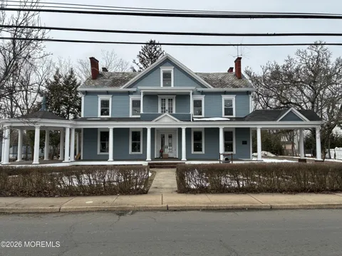 25 Main Street #Primary