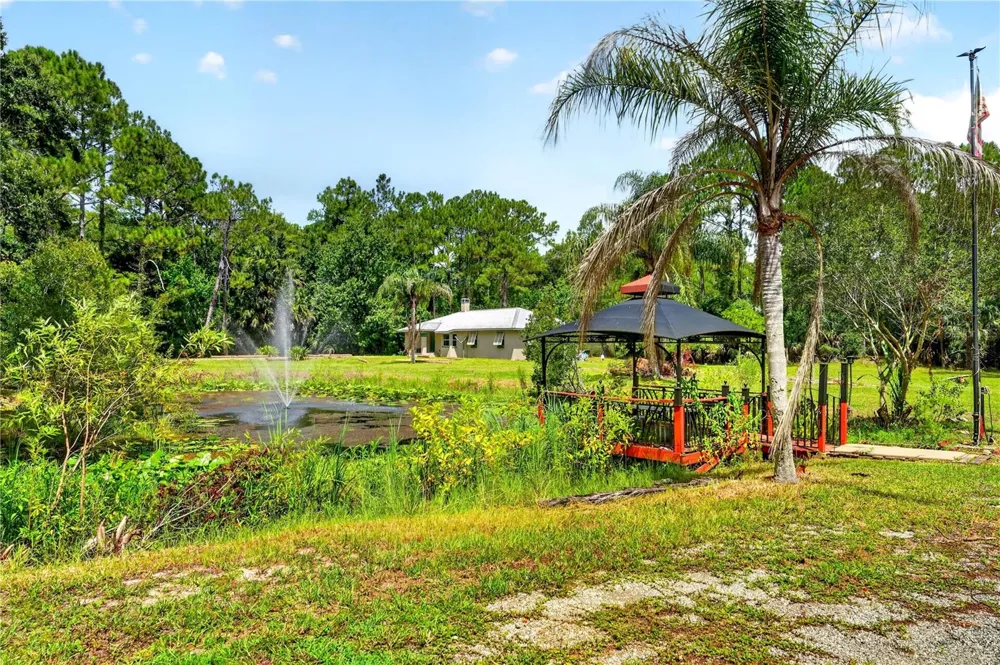 590 COUNTY ROAD 325 Bunnell, FL 32110