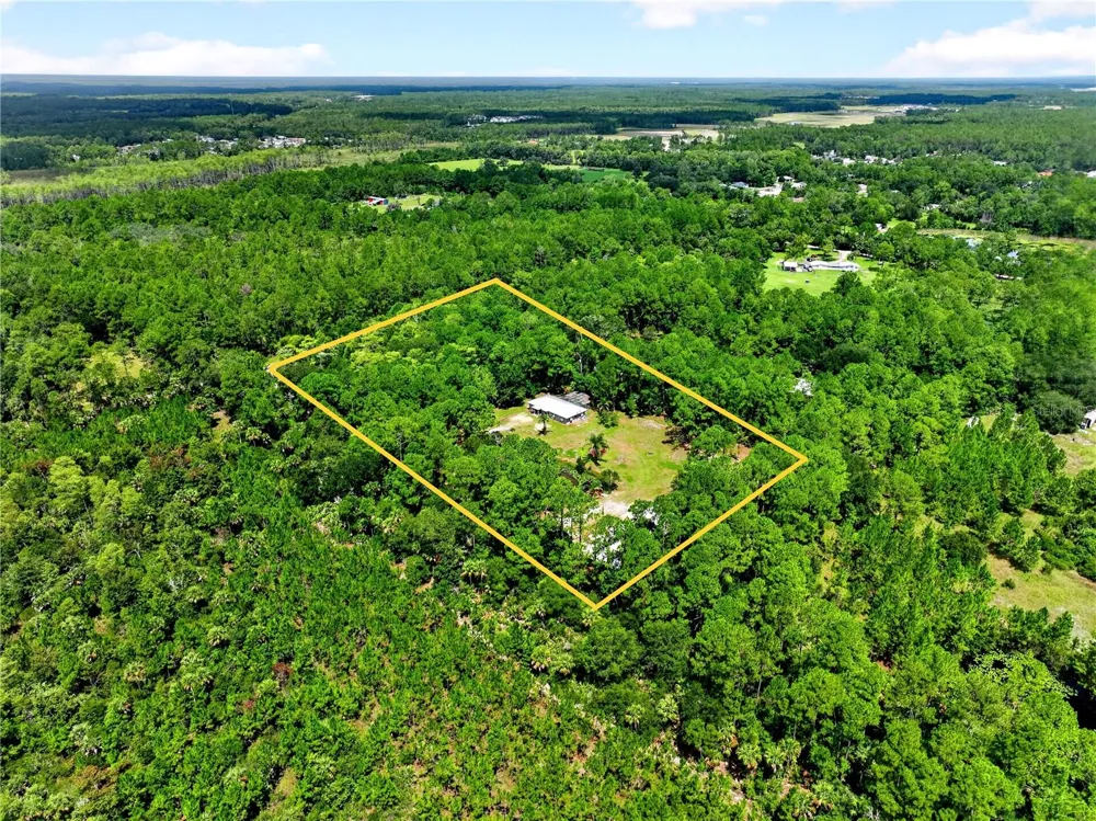590 COUNTY ROAD 325 Bunnell, FL 32110