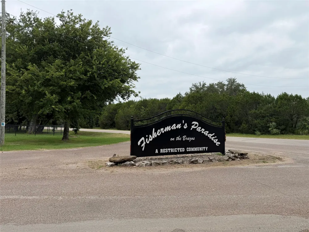 9700 Scenic View Court Rio Vista, TX 76093