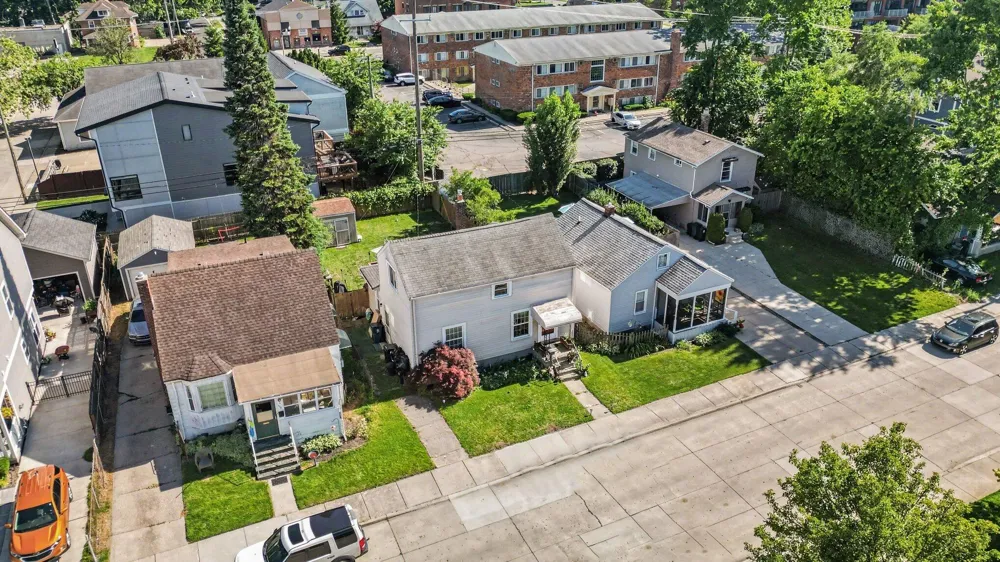 622 Chambers Street Royal Oak, MI 48067