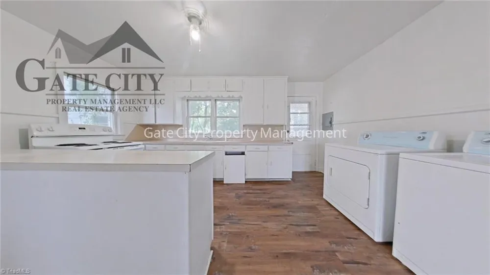 401 Chestnut Drive #A High Point, NC 27262