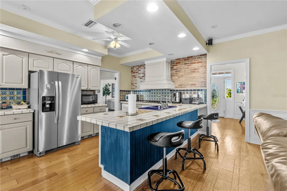 10002 HUNT CLIFF DRIVE Riverview, FL 33569