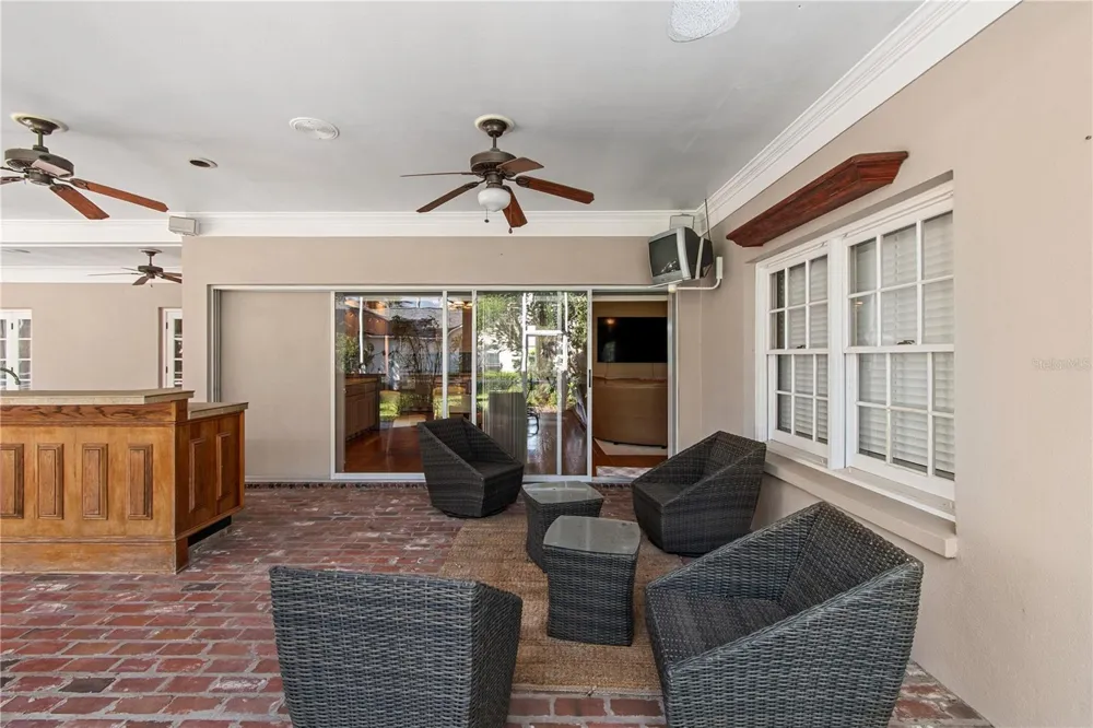10002 HUNT CLIFF DRIVE Riverview, FL 33569