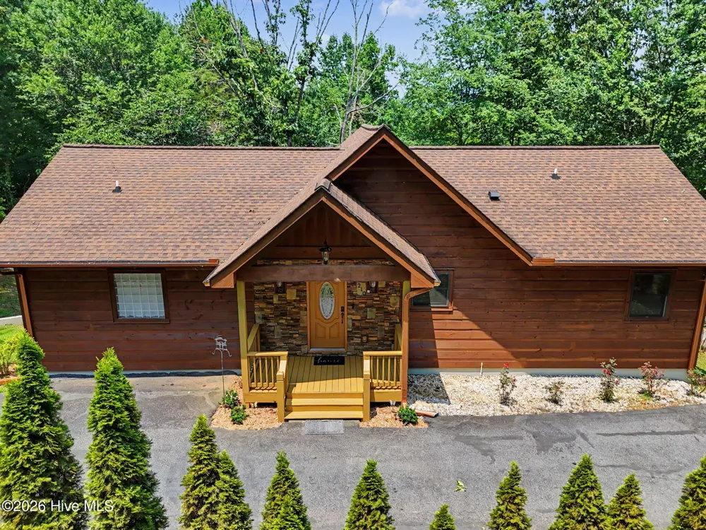 210 Majestic Drive Hayesville, NC 28904