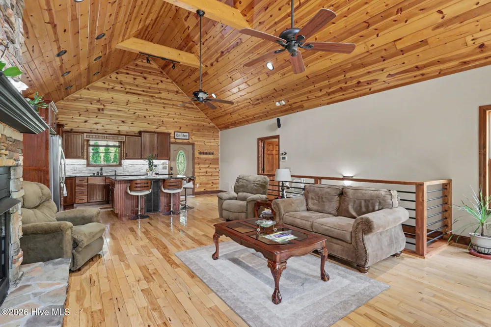 210 Majestic Drive Hayesville, NC 28904