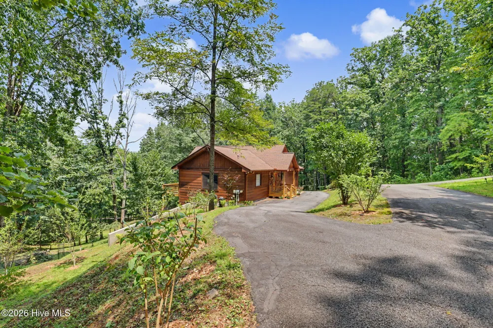 210 Majestic Drive Hayesville, NC 28904
