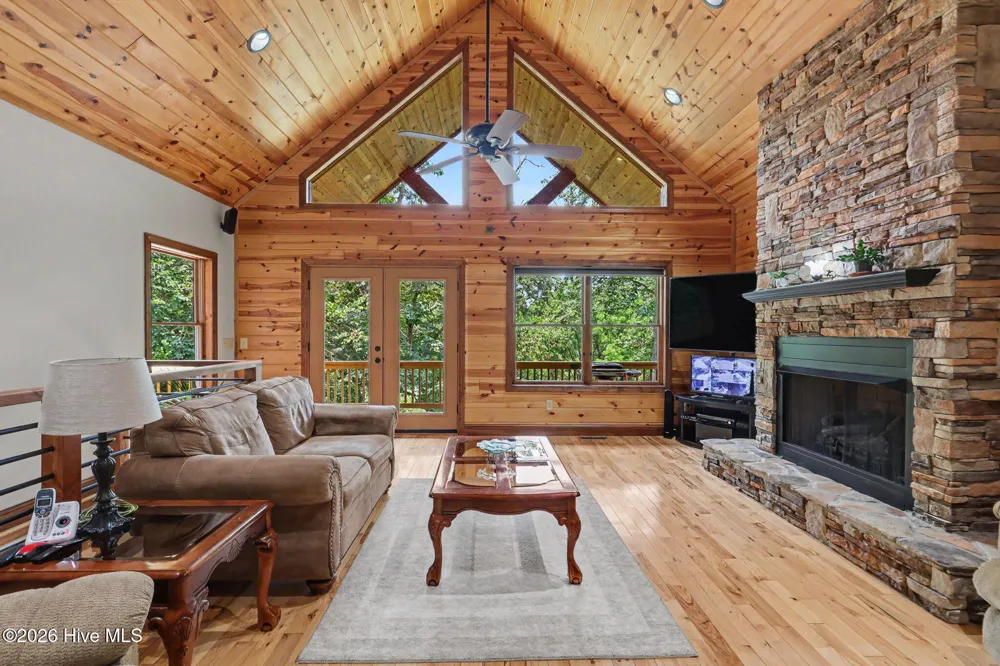 210 Majestic Drive Hayesville, NC 28904