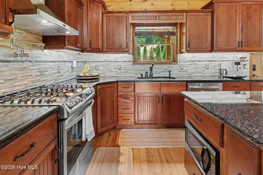 210 Majestic Drive Hayesville, NC 28904